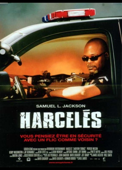 affiche du film HARCELES