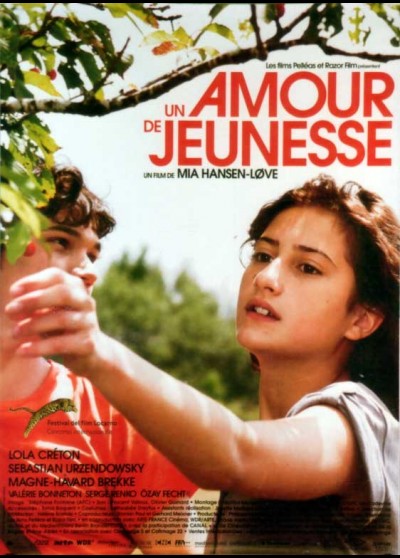 UN AMOUR DE JEUNESSE movie poster