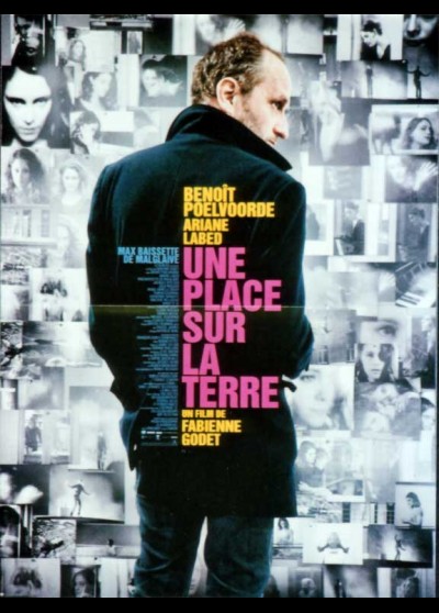 affiche du film UNE PLACE SUR LA TERRE