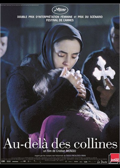 affiche du film AU DELA DES COLLINES