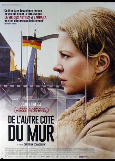 affiche du film DE L'AUTRE COTE DU MUR