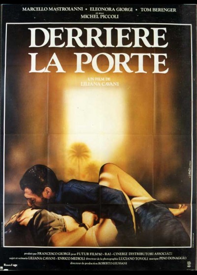 affiche du film DERRIERE LA PORTE