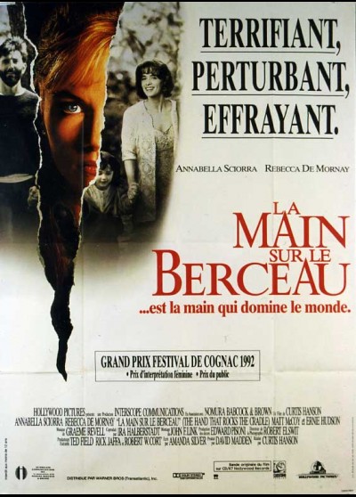 affiche du film MAIN SUR LE BERCEAU (LA)