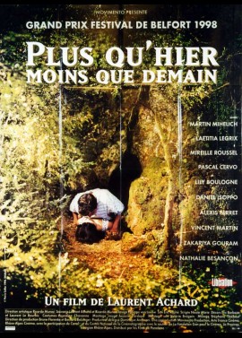 affiche du film PLUS QU'HIER MOINS QUE DEMAIN